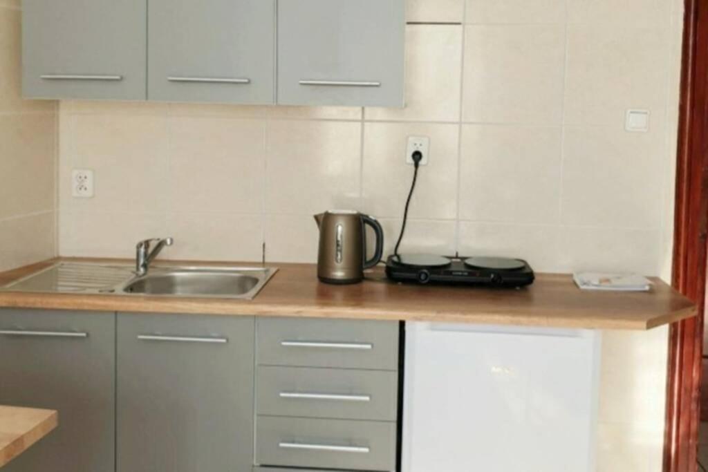 Apartamento Peaceful And Relaxing Studio In The Center Cracovia Exterior foto